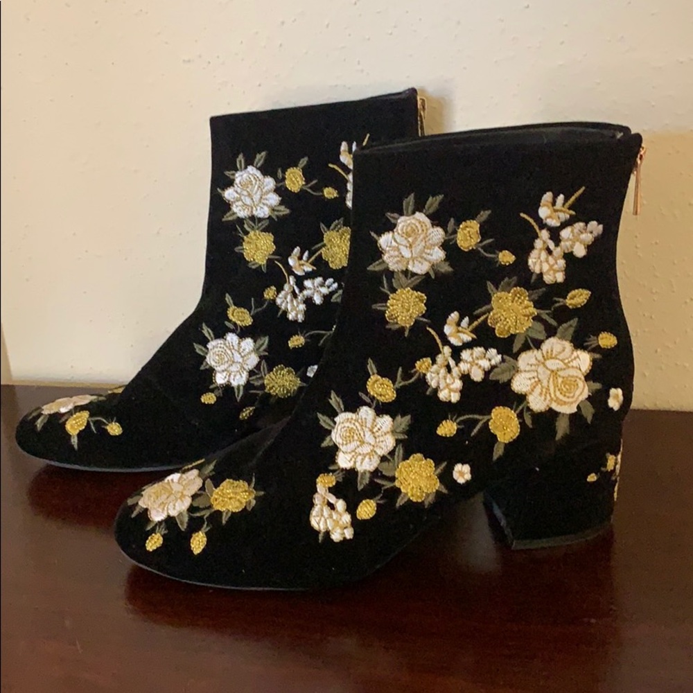 Floral booties